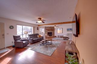 2 Mi to Whiskey Row Tranquil Getaway with Deck! - Prescott - 0