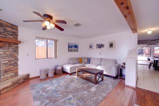 2 Mi to Whiskey Row Tranquil Getaway with Deck! - Prescott - 5