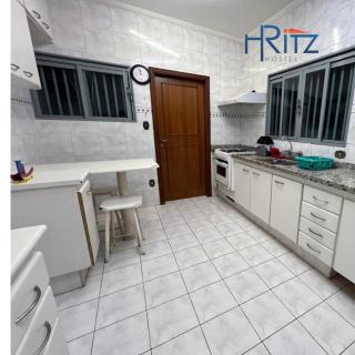 Ritz Hostel - 4
