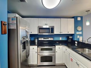 Majestic Beach Towers I #2302 - 4