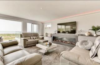 Seaside Place on Shoreham Beach with Hot Tub - Shoreham-by-Sea - 6