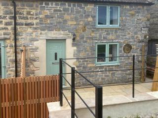 The Cider Shed -Uk47420 - 0
