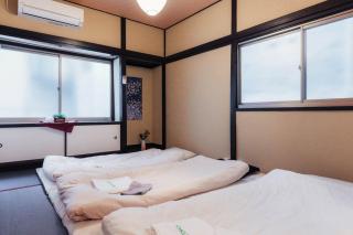 1 stop to Namba! Shinsaibashi & Japanese House kenny1 - Osaca - 7
