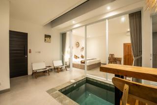 Minimalist Villa with Pool #Jade3 - Canggu - 0