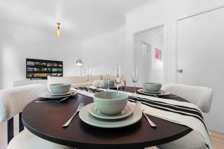 Stylish Flat near Tower Bridge & London Bridge - 1