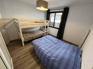 Appartement rénové pour 8 pers, skis aux pieds, cœur de station, grande terrasse, box à skis - FR-1-322-564 - 7