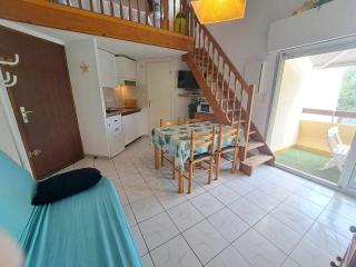 Accès direct plage! Charmant T2 mezzanine avec terrasse et parking privé - FR-1-326-833 - Marseillan - 7