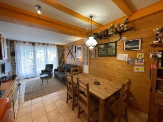 Superbe T3 central avec grande terrasse, piscine et proximité pistes et commerces - FR-1-787-74 - Laveissière - 6