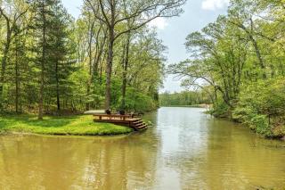 Hideaway Lake Chalet - Innsbrook - 0