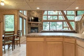 Edgewater Escape With Hot Tub - Innsbrook - 2