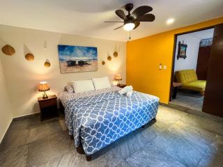 Cande's Apartments - 3