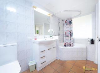 Tropical Apartment - Cairns North - 8