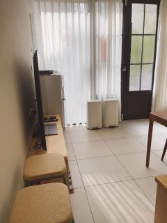 梧同包棟民宿La Petite Maison I Entire House BnB I 寵物友善 I 國旅卡 I 出差商旅可報帳 I 電動麻將 I NETFLIX I Nintendo Switch I MOD I一軒家貸切 - Tainan - 1