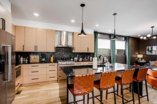 Stylish New Gulch Home Rooftop Deck w City Views - Nashville - 3