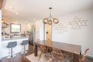 Hip Rustic Ranch Style Home in East Nashville - 7