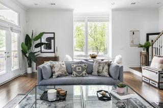 Relax into Urban Chic at a Textured East Nashville - Nashville - 8