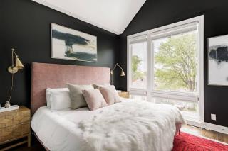 Relax into Urban Chic at a Textured East Nashville - Nashville - 3