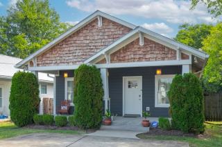 July Discount! Cottage Close to Downtown, Yard - Nashville - 1