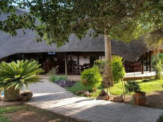 Ombinda Country Lodge - Outjo - 1