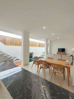 FREE airport pickup for new 2BR villa near Canggu - 2