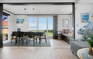 Ocean Front Home In Sæby With Wifi - Sæby - 6
