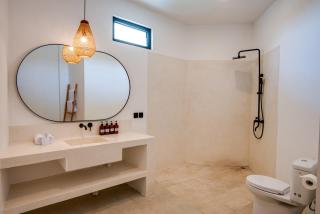 Modern 3BR Villa Diamanta with pool, Seseh Beach - Canggu - 6