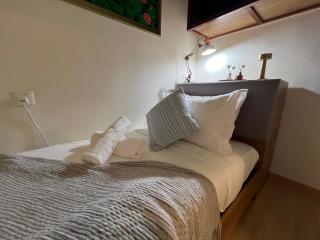 VitaminSEA4 Seaview 6PAX Studio Netflix A-11-12 - Kuantan - 4