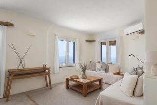 Morfes Luxury Apartments - 1