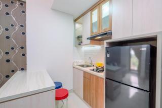 Nice and Elegant 2BR at Transpark Cibubur Apartment By Travelio - Depok - 1
