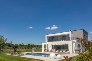New! Luxury Villa Epic 2 & 3 two heated pool 50 m2 - Juršići - 5
