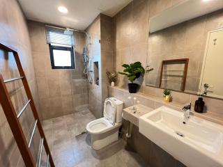 VitaminSEA5 Seaview 6PAX Studio Netflix A-13-3 - 6