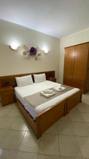 Relax Apartment & Hotel - Golem - 1