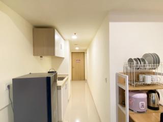 Cozy Living and Strategic 2BR at Meikarta Apartment By Travelio - Bekasi - 1