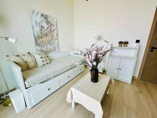 Brand New 2 Bedroom Apartment With Balcony In Jvc - Dubai - 6