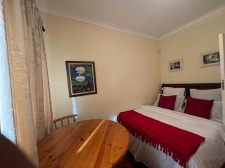 Wildflower way self catering Accommodation - Cape Town - 8
