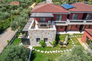 Grace Luxury Rooms - Chrysi Ammoudia - 6