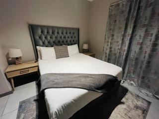 Spacious 2 Bedroom Apartment in Midrand, Waterfall City - Business and Family friendly - 12 Elizabeth Place - 2