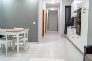 New, Very Modern, Seaside Apartment - Sliema - 5