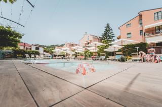 Residence Holidays - 4