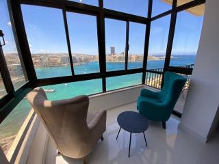 3 bedroom, 2 bath Sliema apt, Amazing views - Sliema - 0