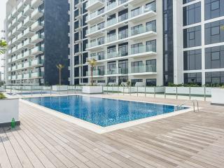 Escape24 Classy Studio Azizi Riviera 46 Dubai - 7