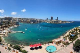 3 bedroom, 2 bath Sliema apt, Amazing views - Sliema - 1
