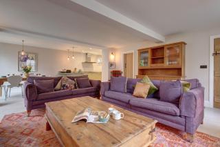 Beresford House - 8