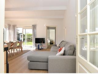 Holiday home on the Veerse Meer - Kamperland - 1