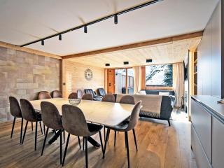 Chalet familial rénové avec jacuzzi, accès piste, ski room - FR-1-613B-42 - Les Bruyères - 1