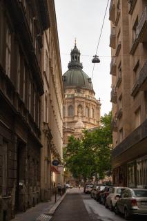 Hidden modern getaway with two bedroom behind Opera House - Budapest - 9