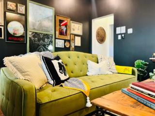 Drifterland Artistic Retreat in Lawrenceville - Pittsburgh - 8