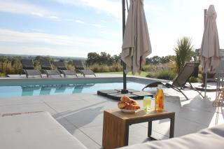 Villa de Groupe avec Piscine, Jacuzzi et Vue Nature - Pierric - 8