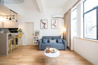 Shanghai Hills & Well-Time Modern Family B&B with Two bedrooms Near Bund - 0