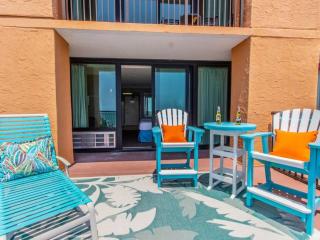 Book Now Your Private Beachfront Patio Awaits - Myrtle Beach - 7